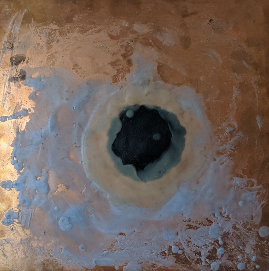 art that depicts a total solar eclipse